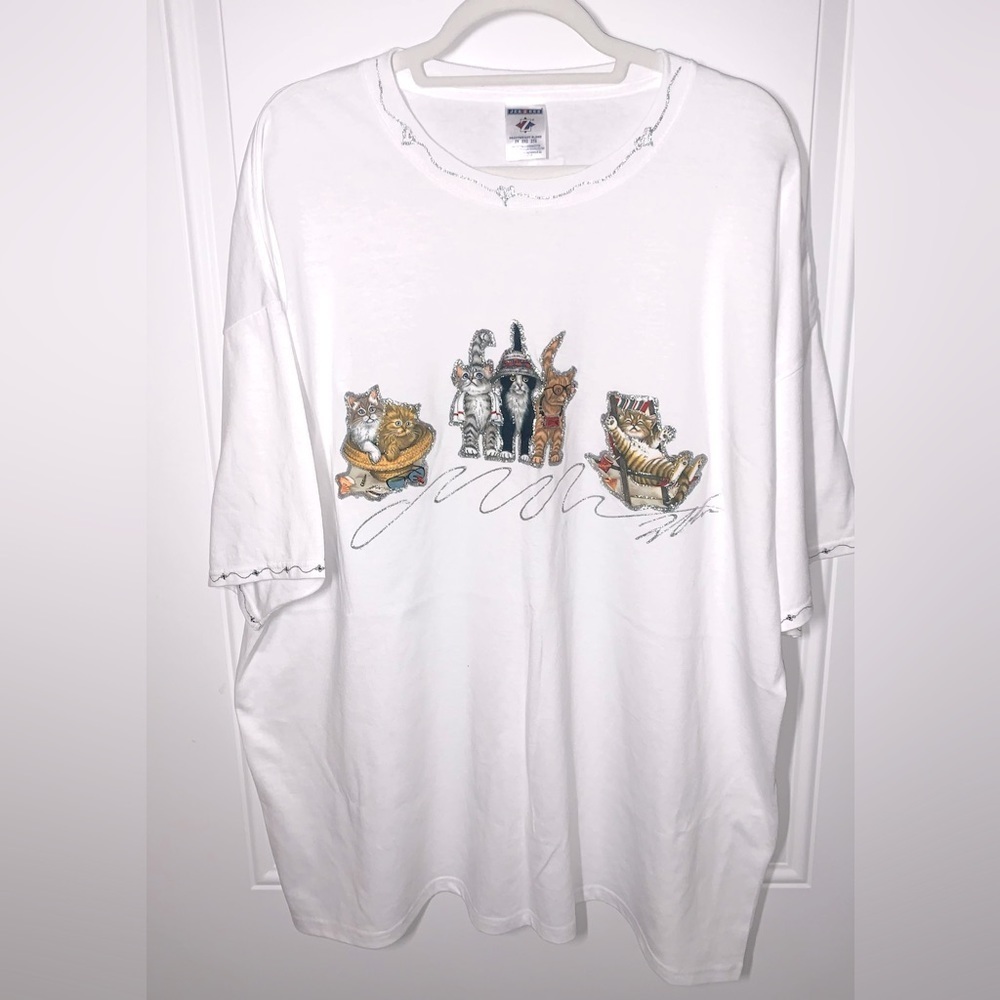 White Cat tshirt women’s new without tags 2X